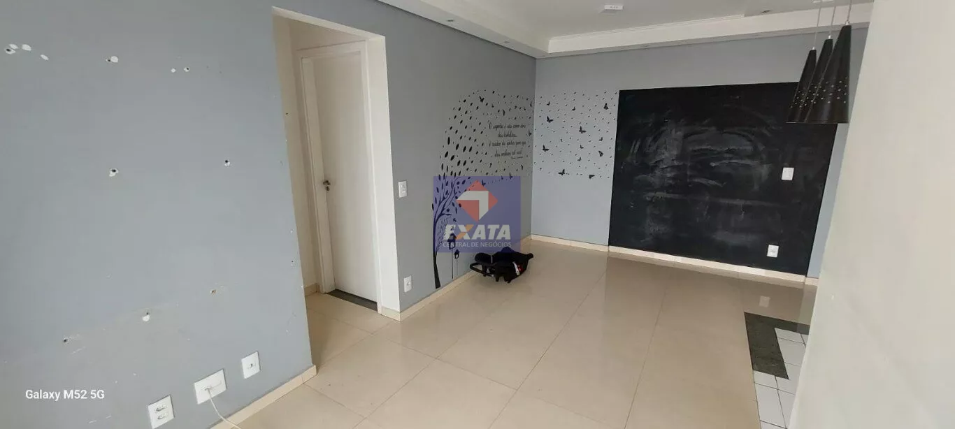 Apartamento à venda com 2 quartos, 52m² - Foto 2