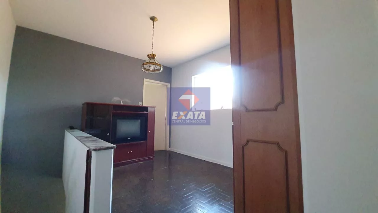 Sobrado à venda com 2 quartos, 300m² - Foto 24