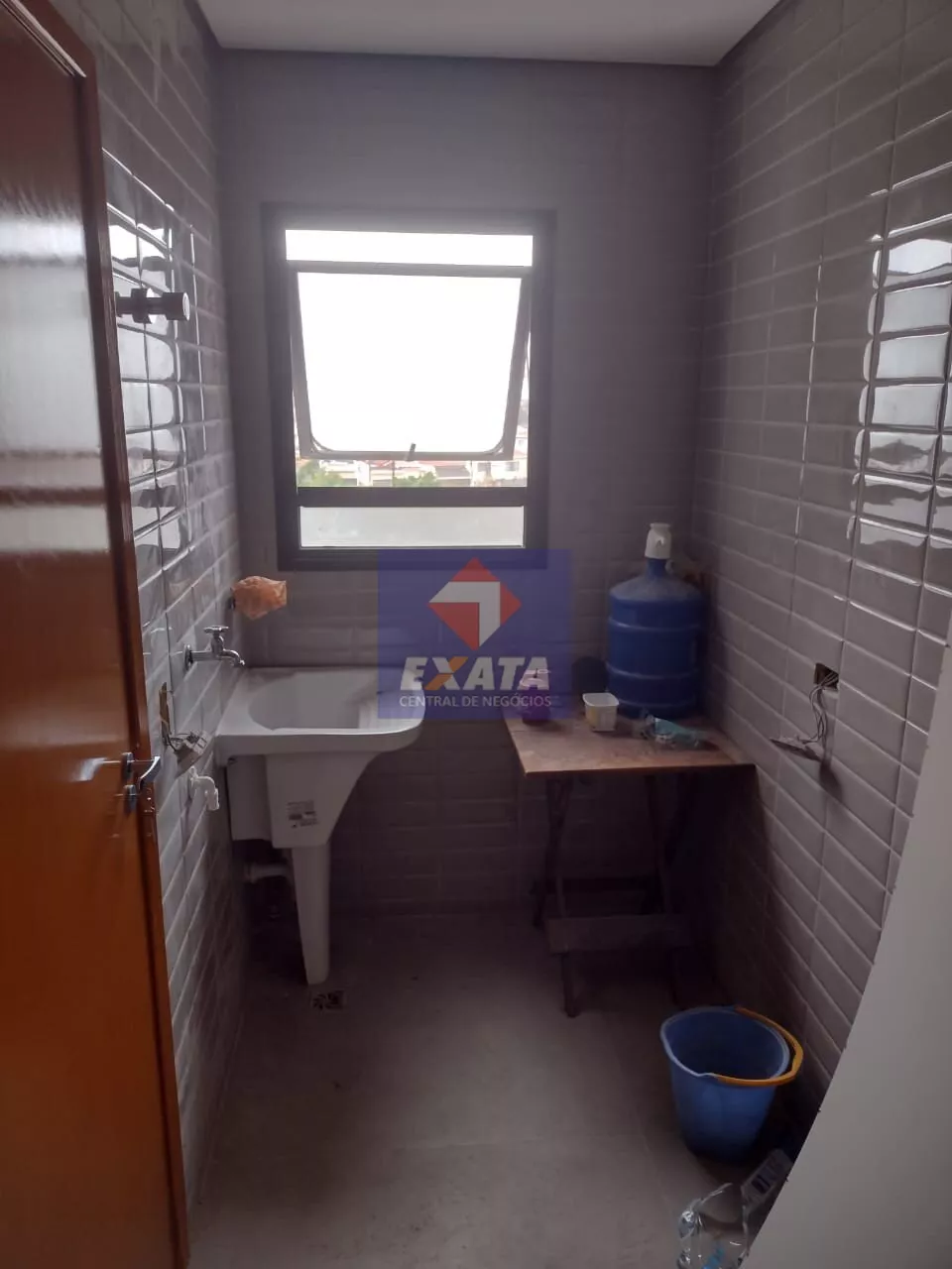 Apartamento para alugar com 3 quartos, 94m² - Foto 29