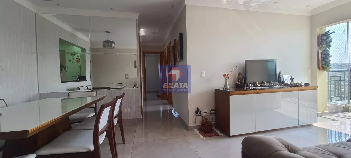 Apartamento à venda com 3 quartos, 83m² - Foto 2