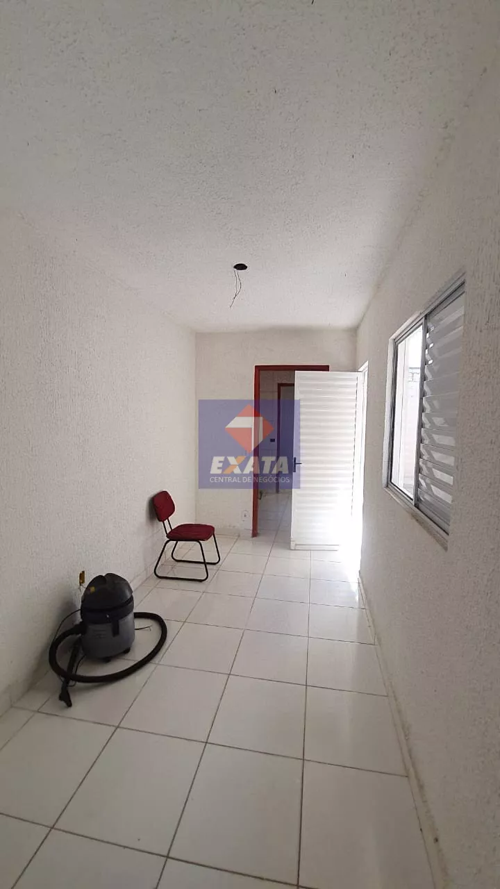 Sobrado à venda com 2 quartos, 300m² - Foto 14