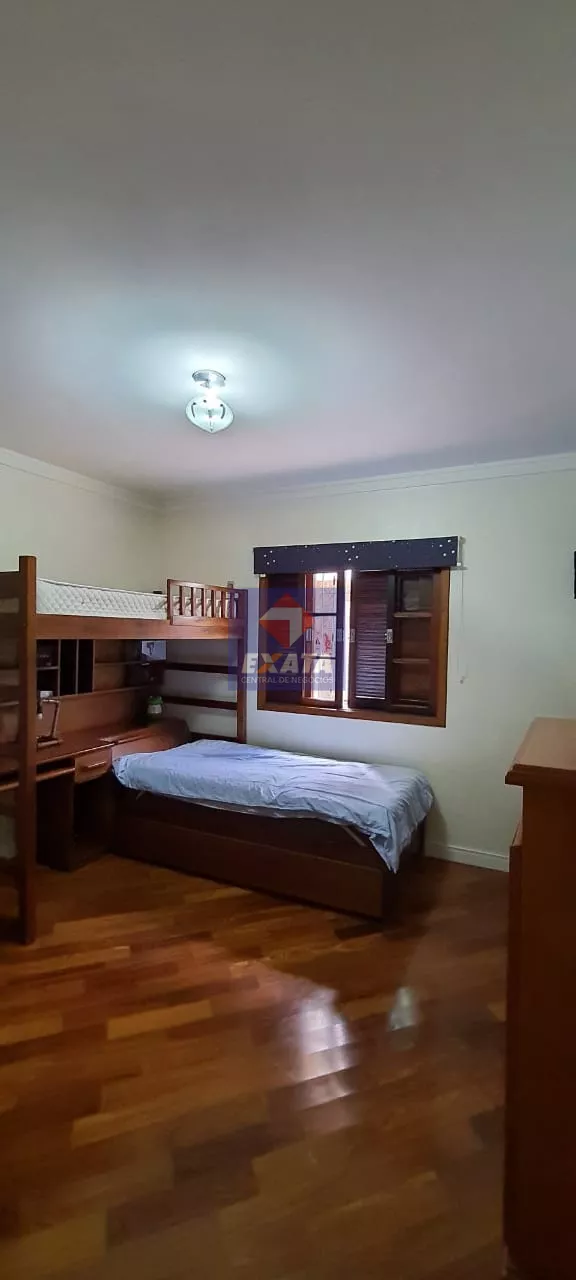 Casa à venda com 3 quartos, 250m² - Foto 22