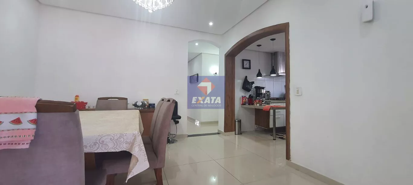 Casa à venda com 3 quartos, 250m² - Foto 19