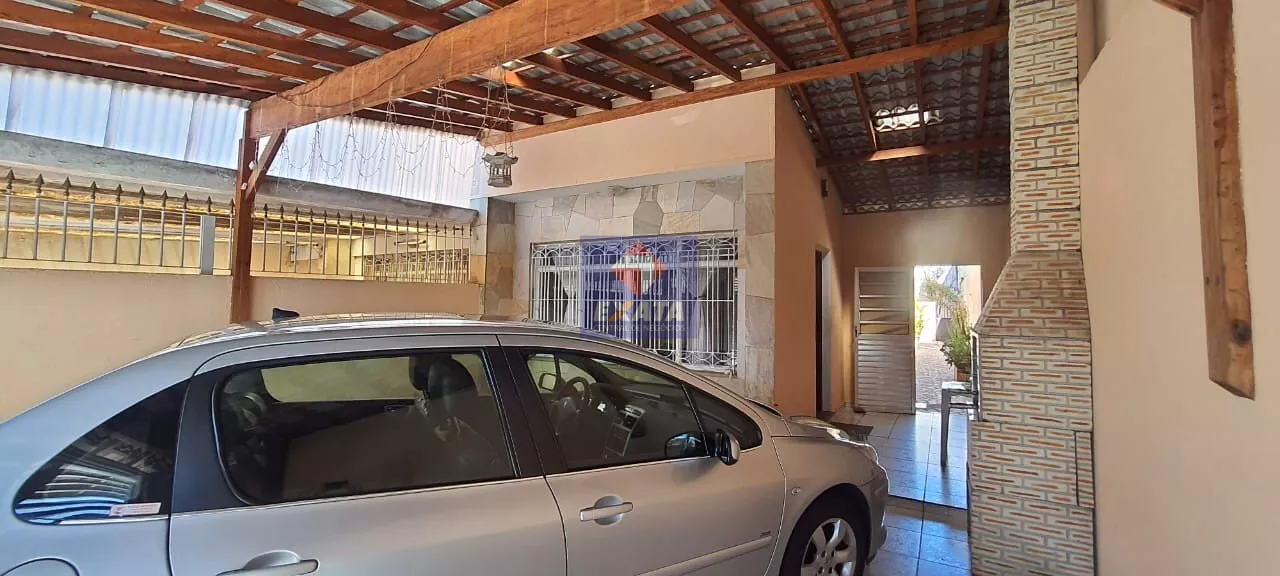 Sobrado à venda com 2 quartos, 300m² - Foto 2