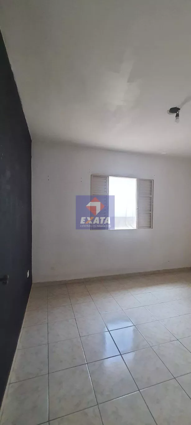 Casa para alugar com 3 quartos, 120m² - Foto 14