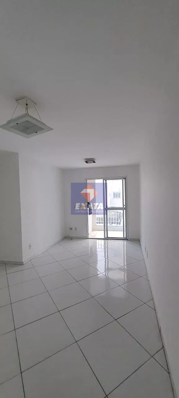 Apartamento para alugar com 3 quartos, 77m² - Foto 10