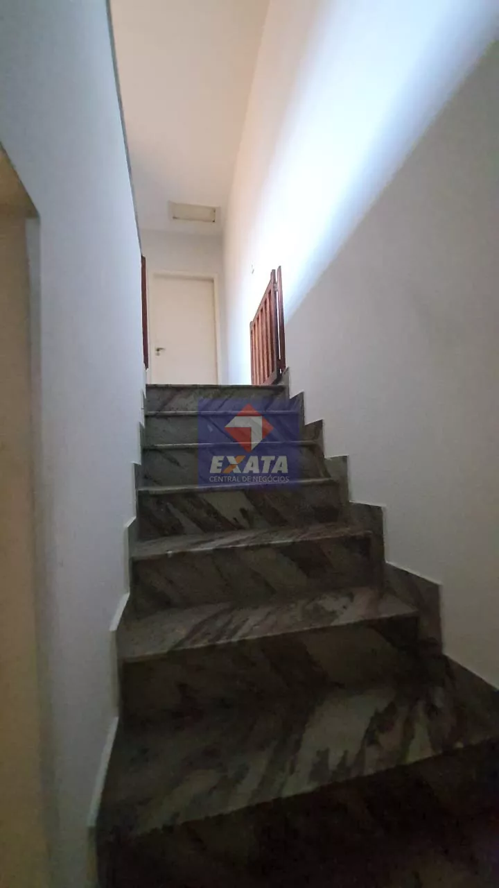 Sobrado à venda com 2 quartos, 300m² - Foto 22