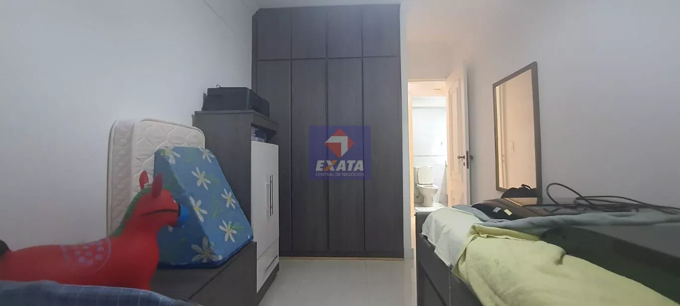 Apartamento à venda com 2 quartos, 70m² - Foto 10