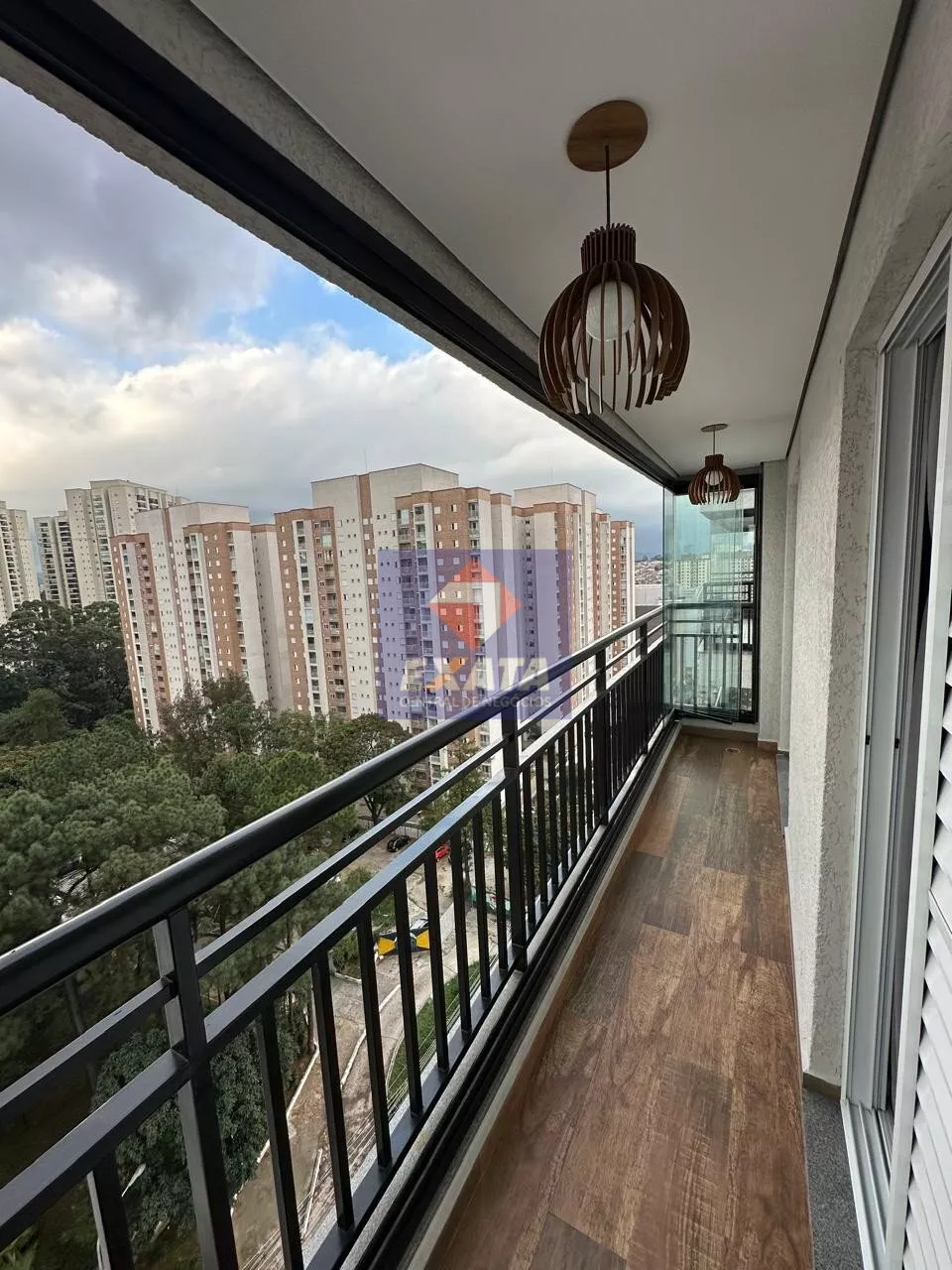 Apartamento à venda com 3 quartos, 83m² - Foto 2