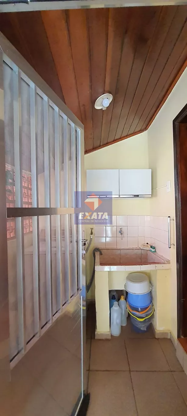 Casa à venda com 2 quartos, 400m² - Foto 15