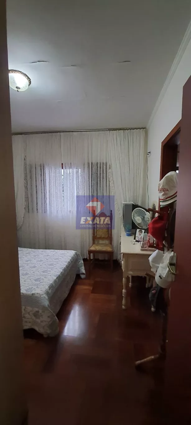 Casa à venda com 4 quartos, 350m² - Foto 14