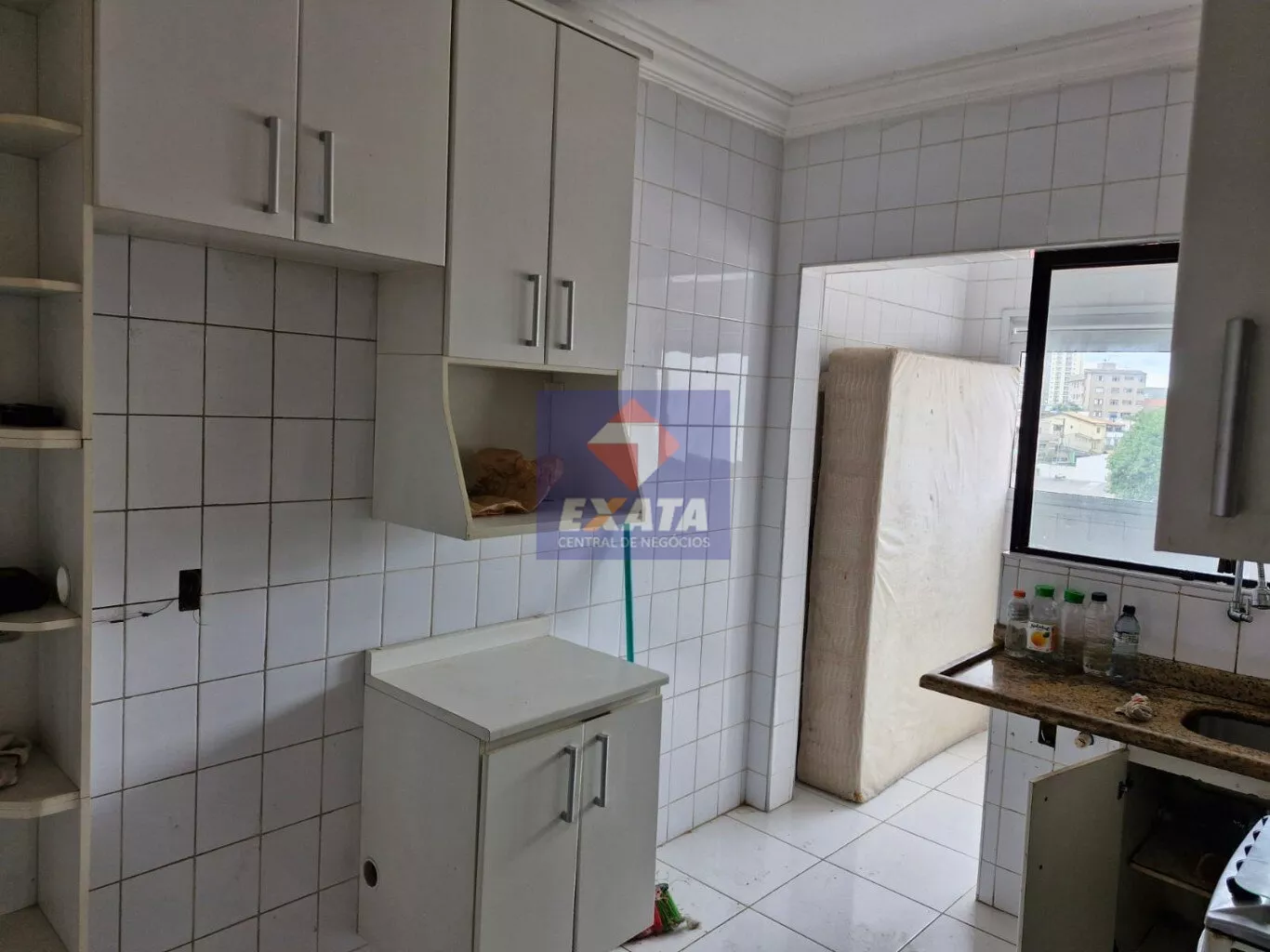 Apartamento à venda com 2 quartos, 70m² - Foto 14