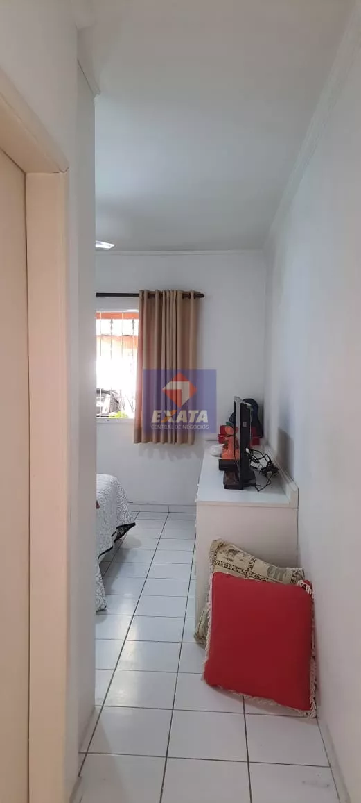 Casa à venda com 2 quartos, 200m² - Foto 5