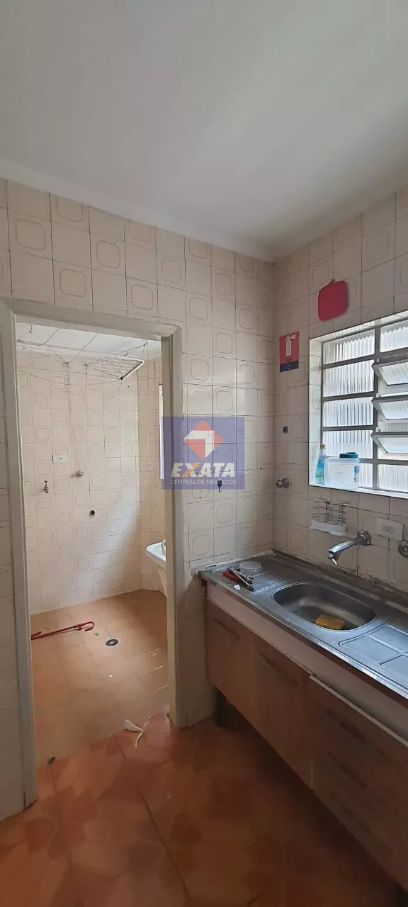 Apartamento para alugar com 2 quartos, 60m² - Foto 9