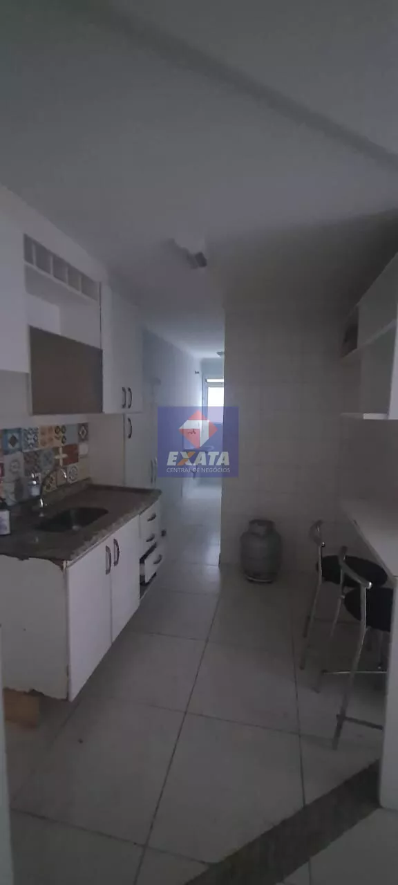 Apartamento para alugar com 2 quartos, 71m² - Foto 5