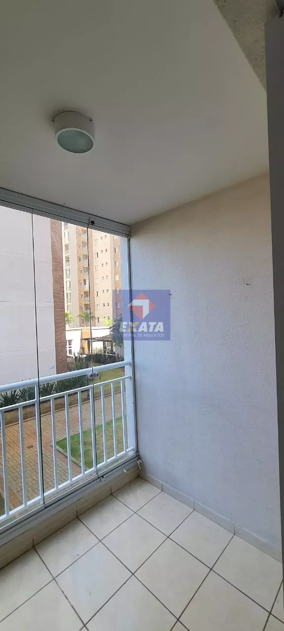 Apartamento para alugar com 3 quartos, 77m² - Foto 2