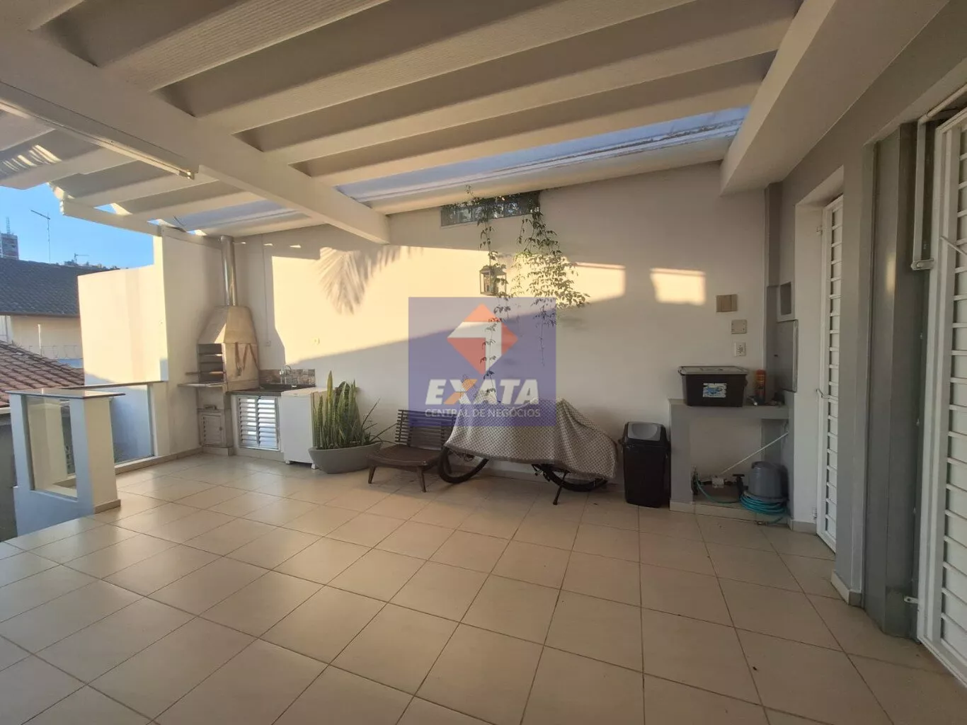 Casa à venda com 2 quartos, 126m² - Foto 5