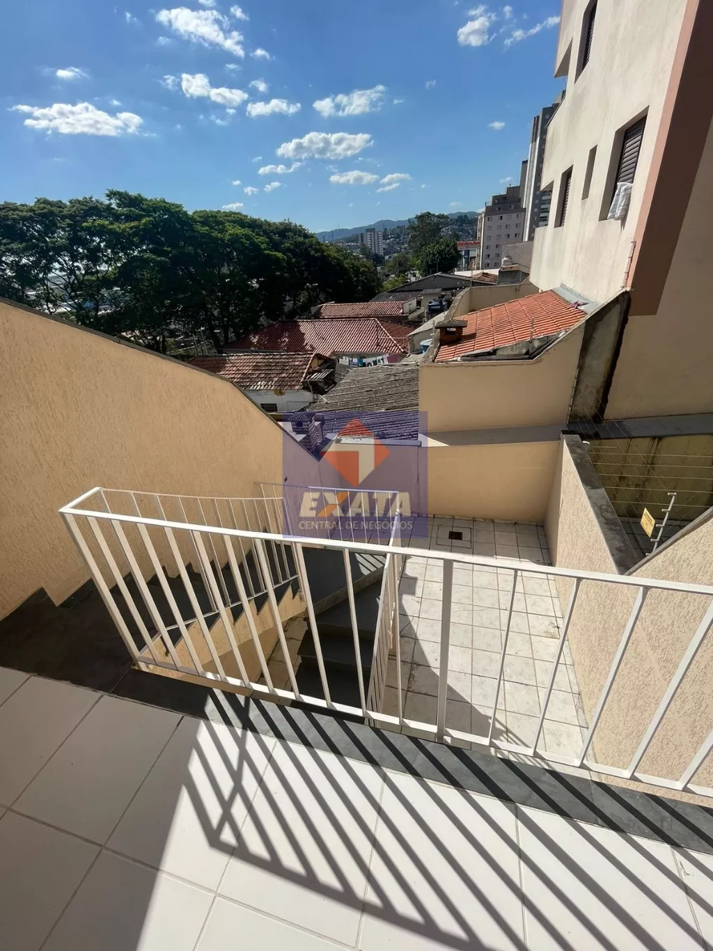 Sobrado à venda com 3 quartos, 161m² - Foto 1