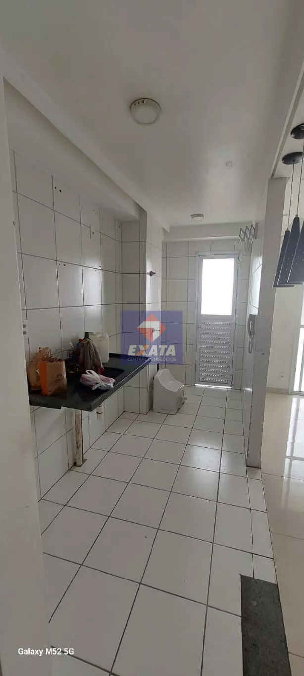 Apartamento à venda com 2 quartos, 52m² - Foto 12