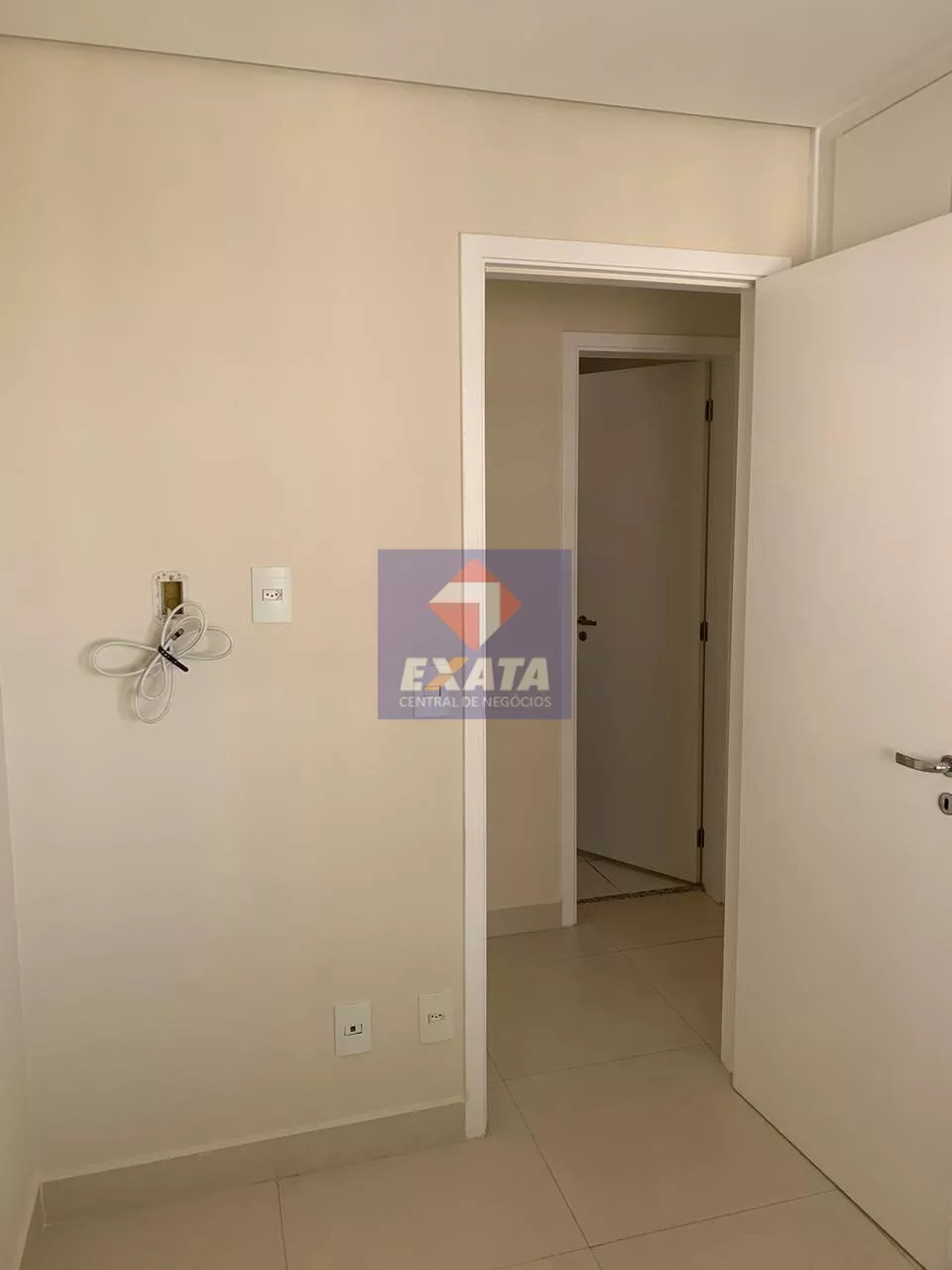 Apartamento à venda com 2 quartos, 65m² - Foto 18