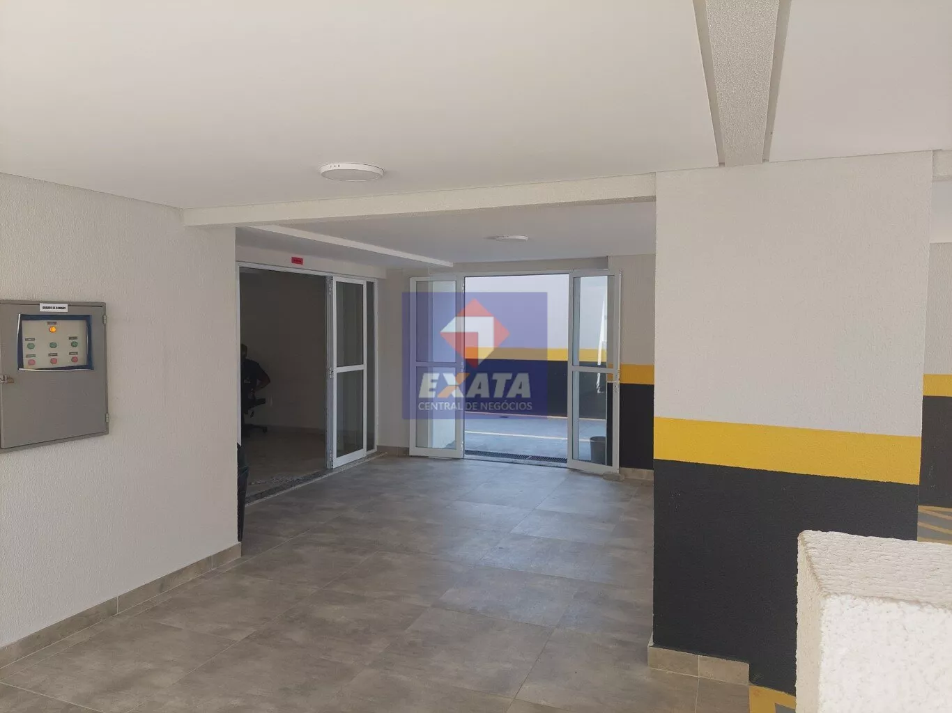 Apartamento à venda com 2 quartos, 44m² - Foto 15