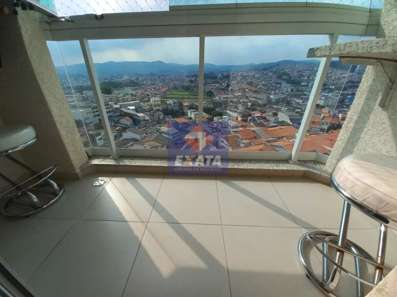 Apartamento à venda com 2 quartos, 67m² - Foto 11