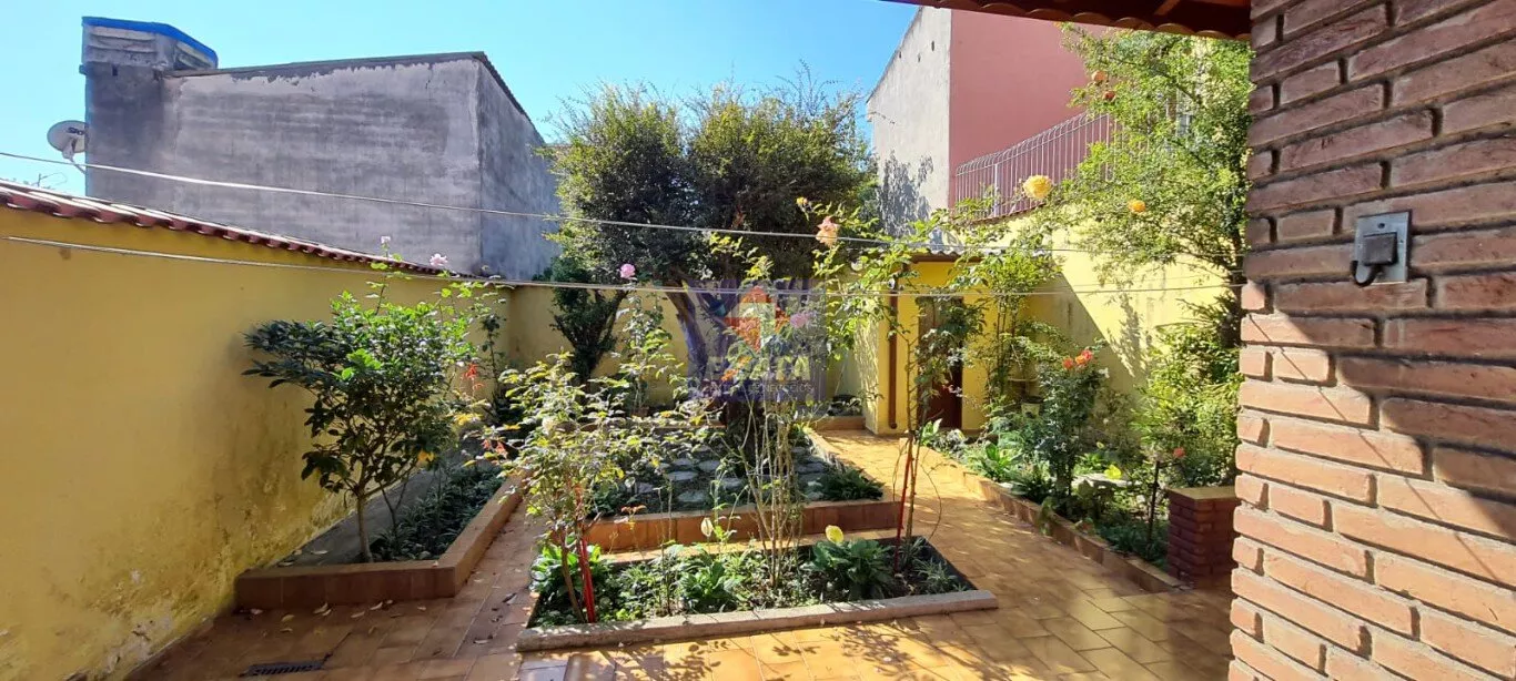 Casa à venda com 3 quartos, 300m² - Foto 28