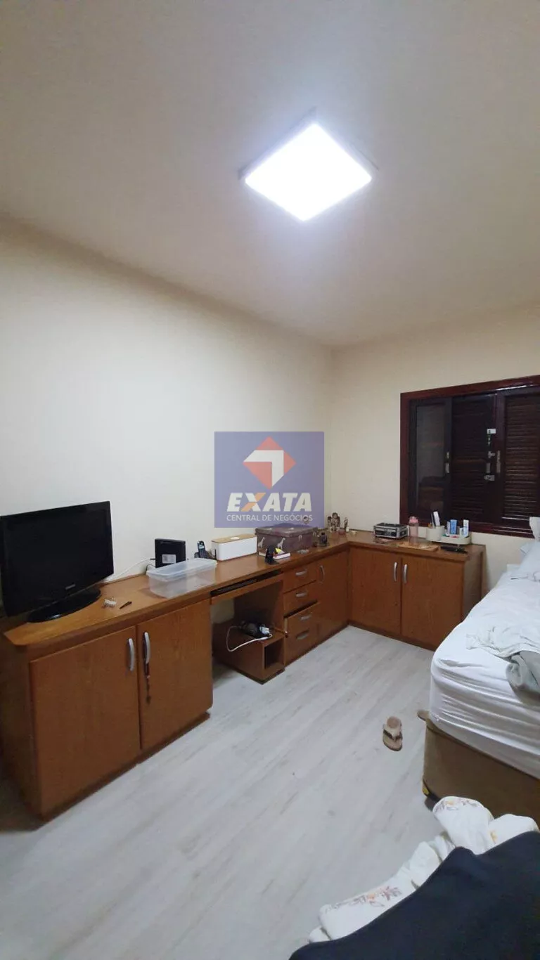 Casa à venda com 3 quartos, 300m² - Foto 11