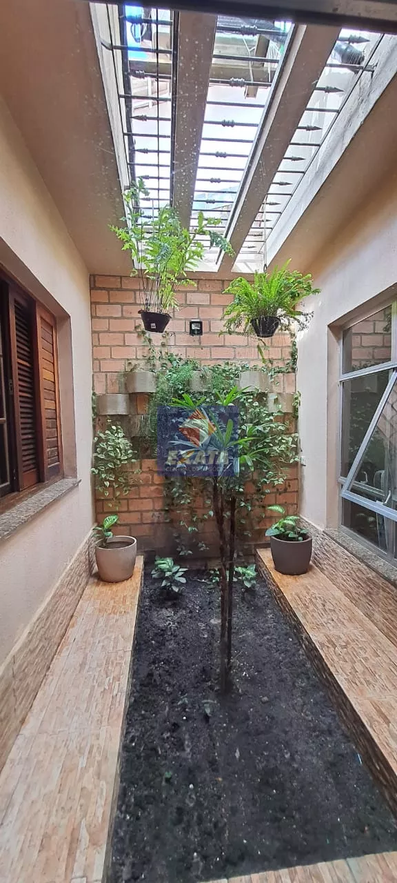 Casa à venda com 3 quartos, 250m² - Foto 23