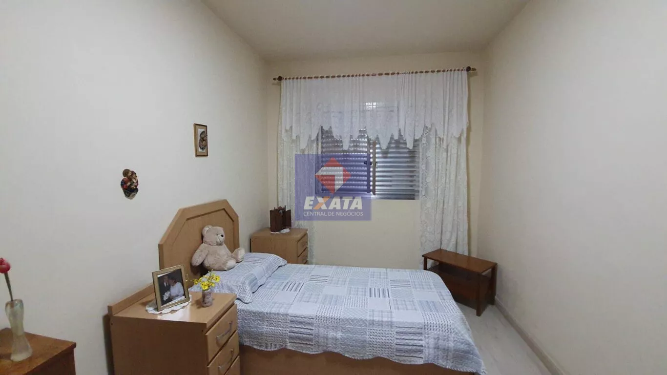 Casa à venda com 3 quartos, 300m² - Foto 18