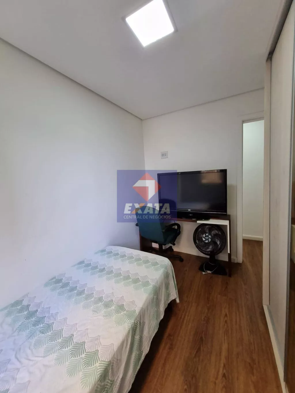 Apartamento à venda com 2 quartos, 64m² - Foto 20