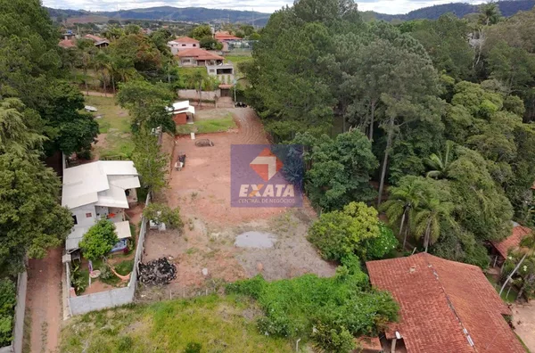 chacarra, com edicula Fernão Dias, Atibaia