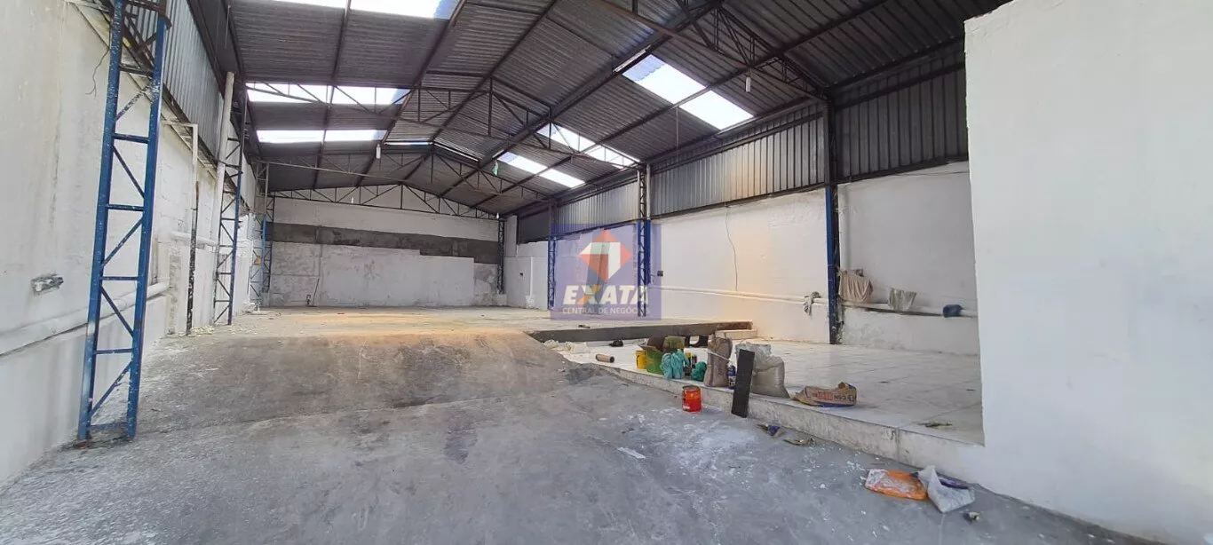 Depósito-Galpão-Armazém para alugar, 330m² - Foto 4