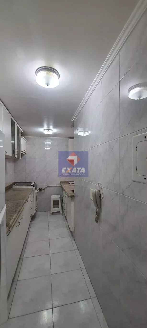 Apartamento à venda com 2 quartos, 63m² - Foto 15