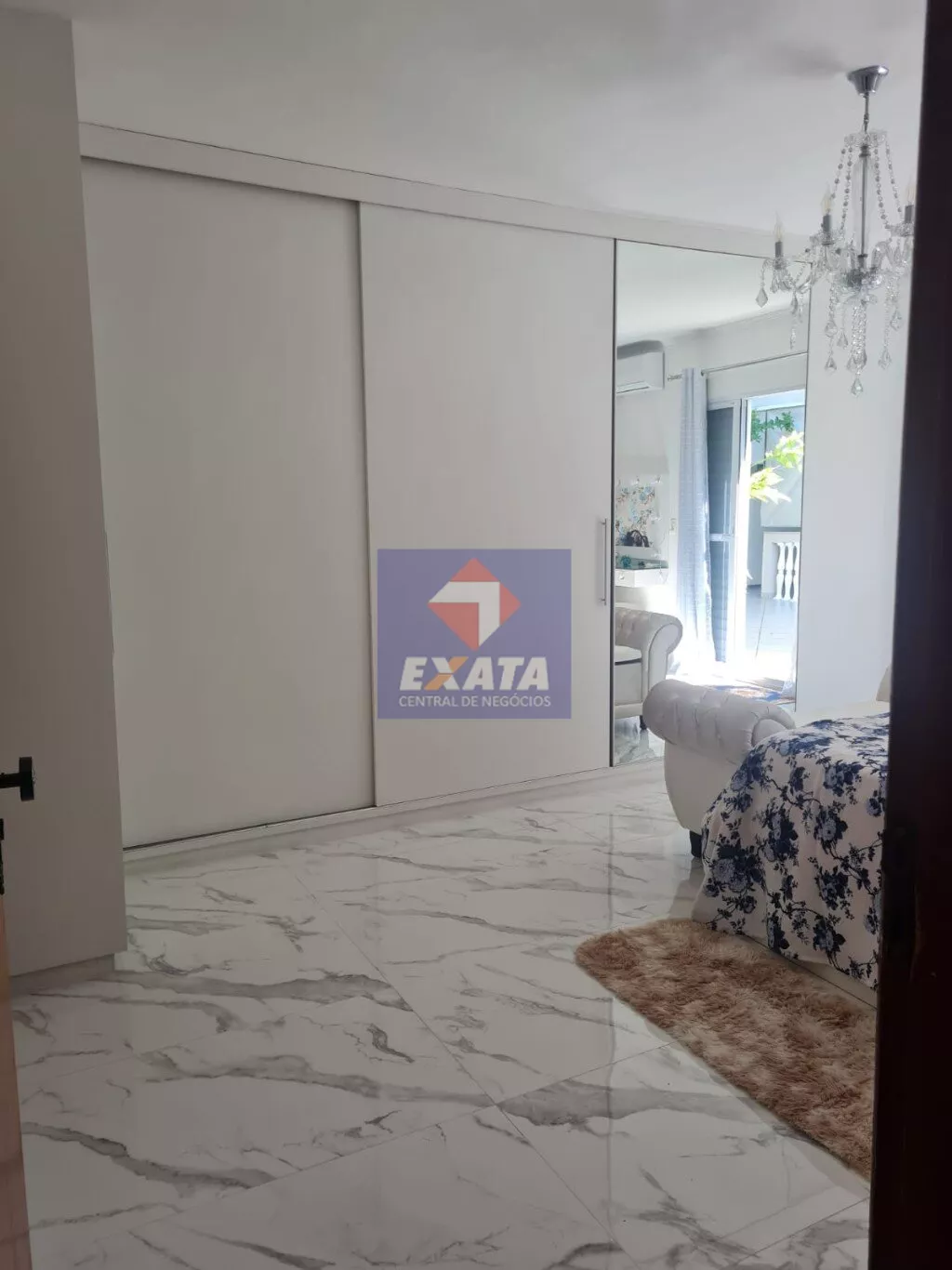 Casa à venda com 3 quartos, 412m² - Foto 10