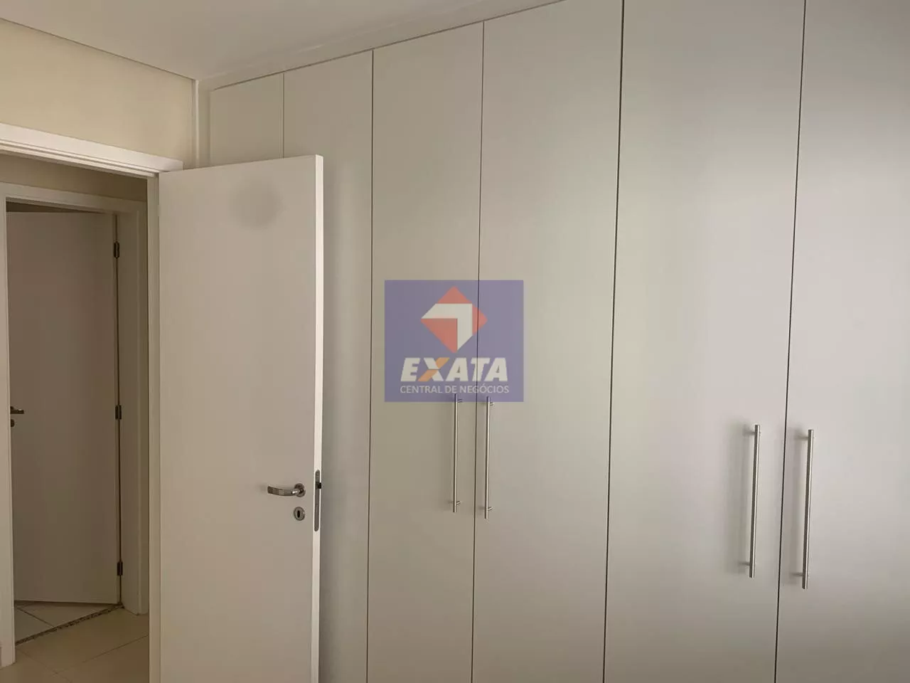 Apartamento à venda com 2 quartos, 65m² - Foto 22