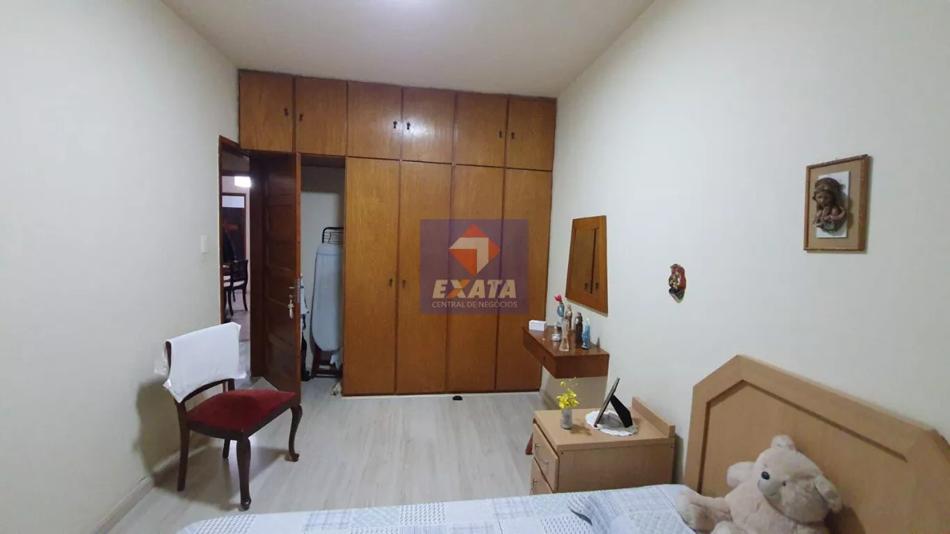 Casa à venda com 3 quartos, 300m² - Foto 19