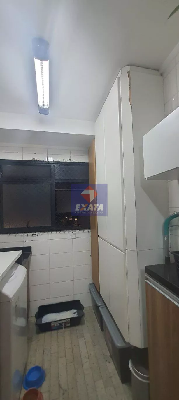 Apartamento à venda com 2 quartos, 70m² - Foto 8