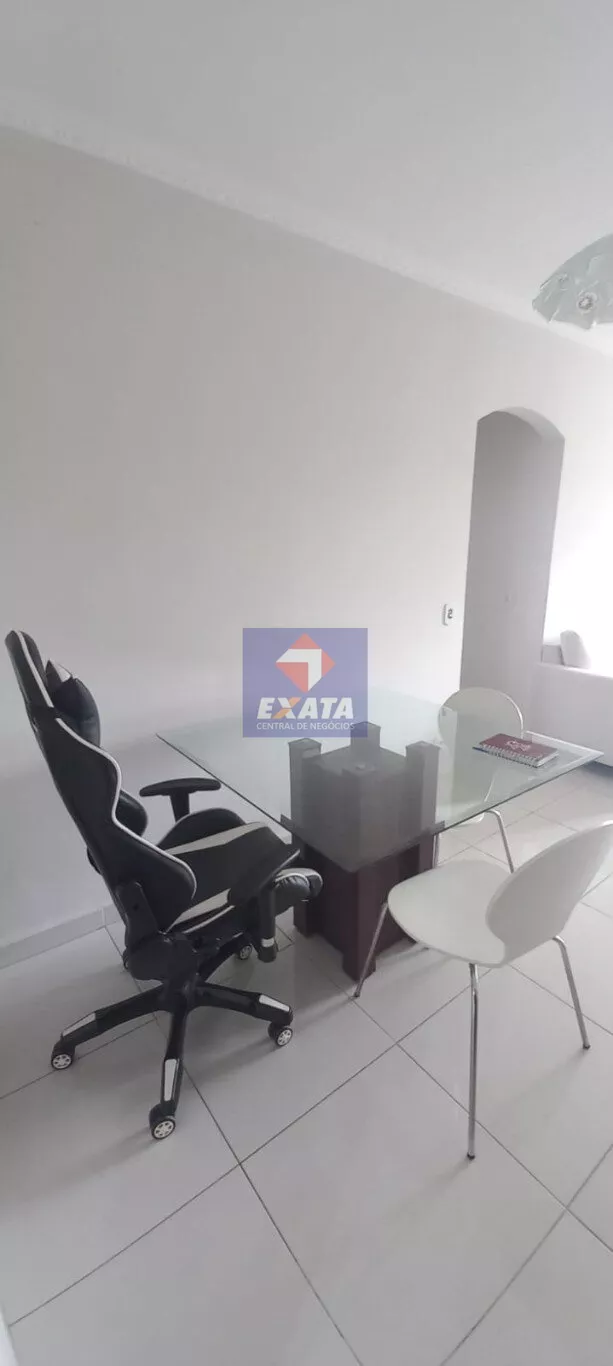 Apartamento à venda com 2 quartos, 75m² - Foto 24