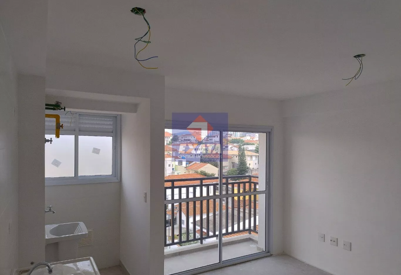 Apartamento à venda com 2 quartos, 44m² - Foto 1