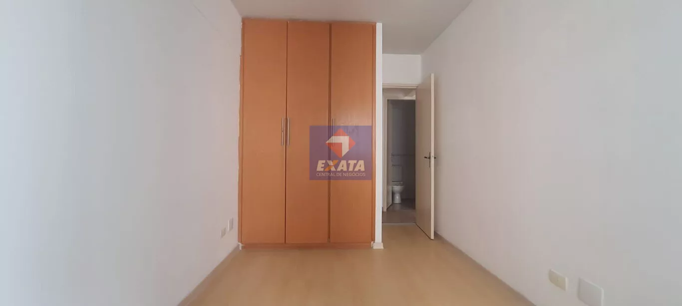 Apartamento para alugar com 3 quartos, 75m² - Foto 13