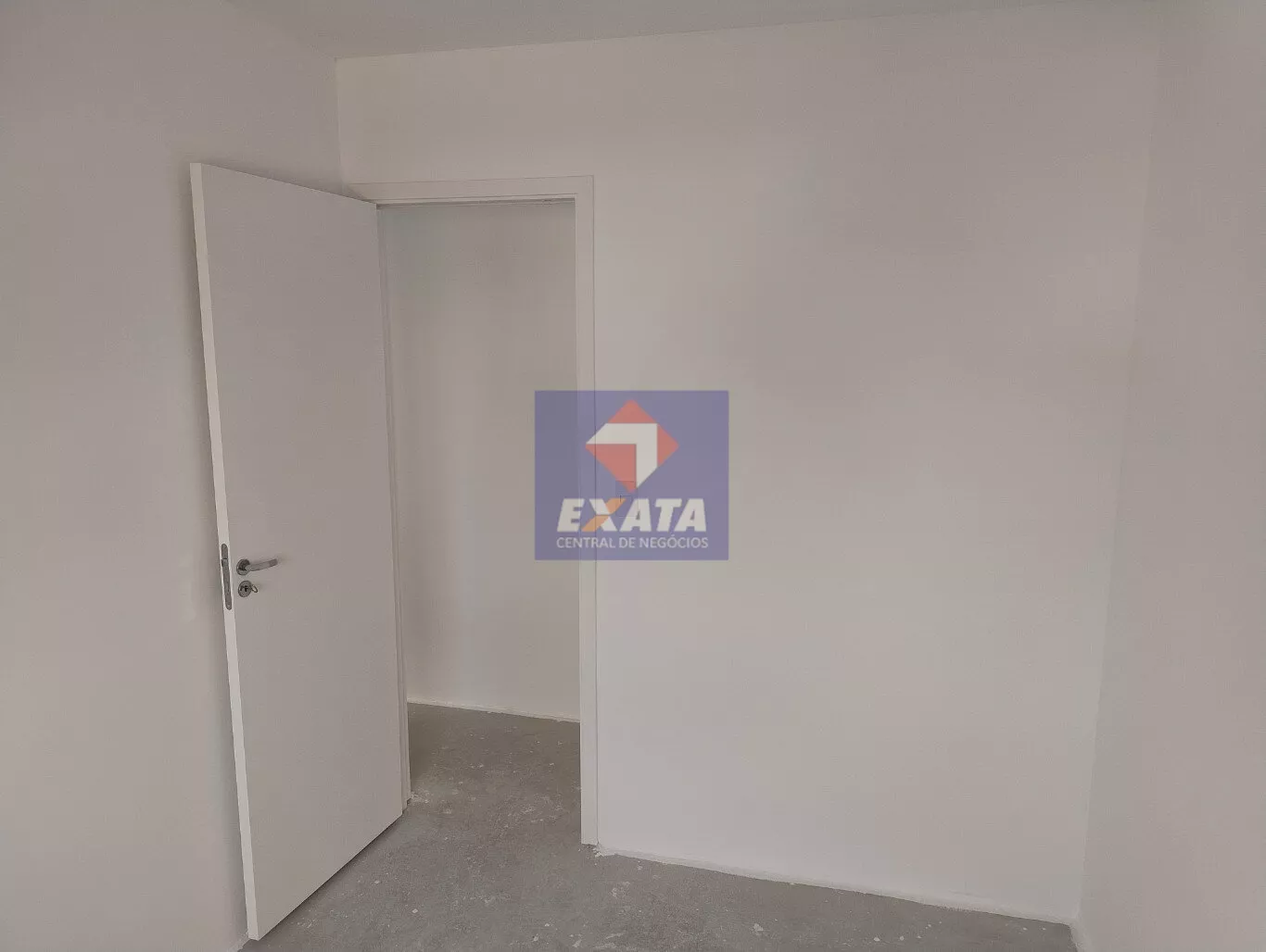 Apartamento à venda com 2 quartos, 44m² - Foto 10