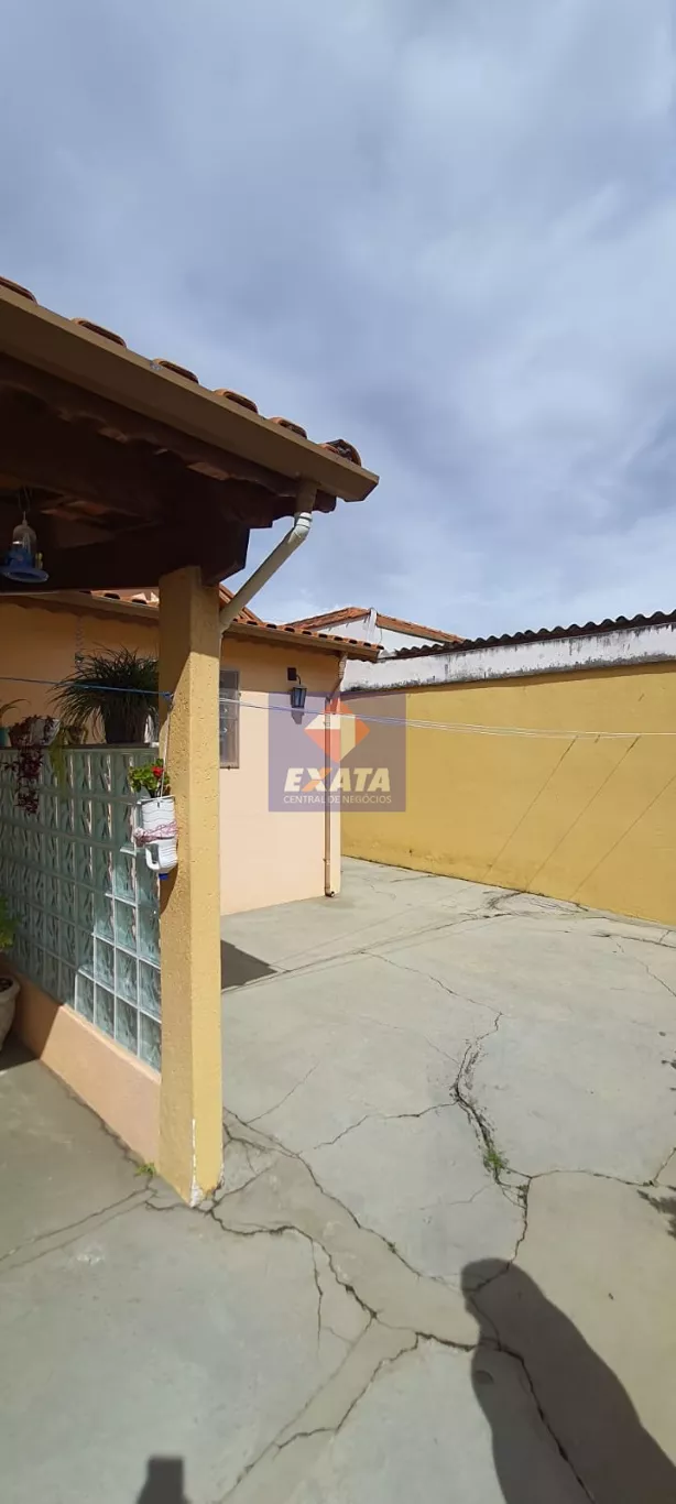 Casa à venda com 2 quartos, 400m² - Foto 3