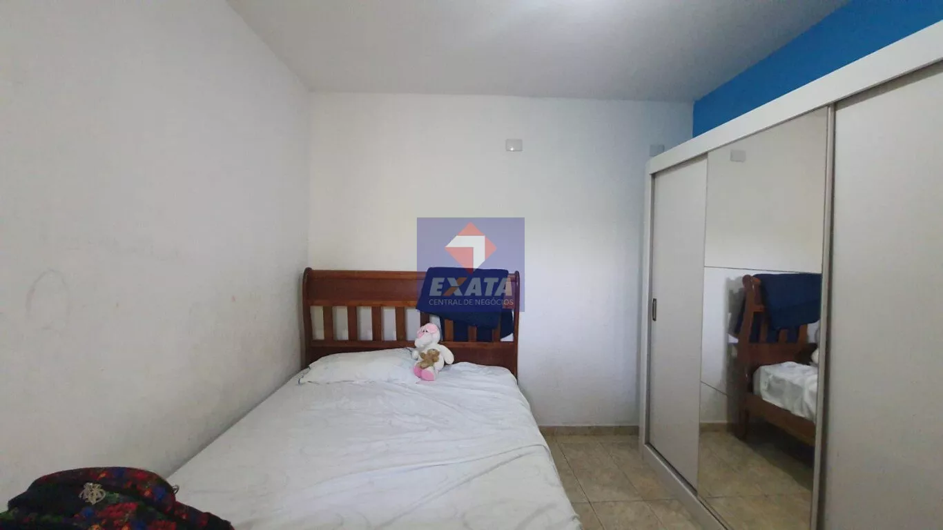 Casa à venda com 3 quartos, 210m² - Foto 6