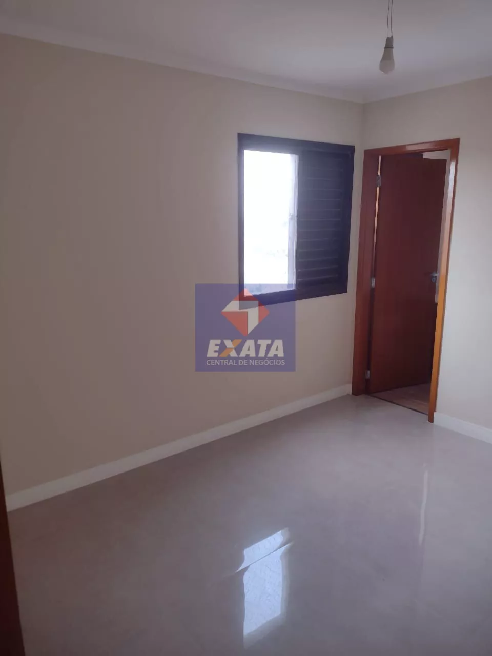 Apartamento para alugar com 3 quartos, 94m² - Foto 8