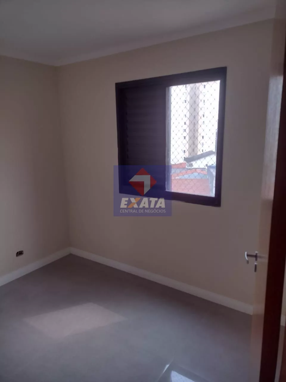 Apartamento para alugar com 3 quartos, 94m² - Foto 12