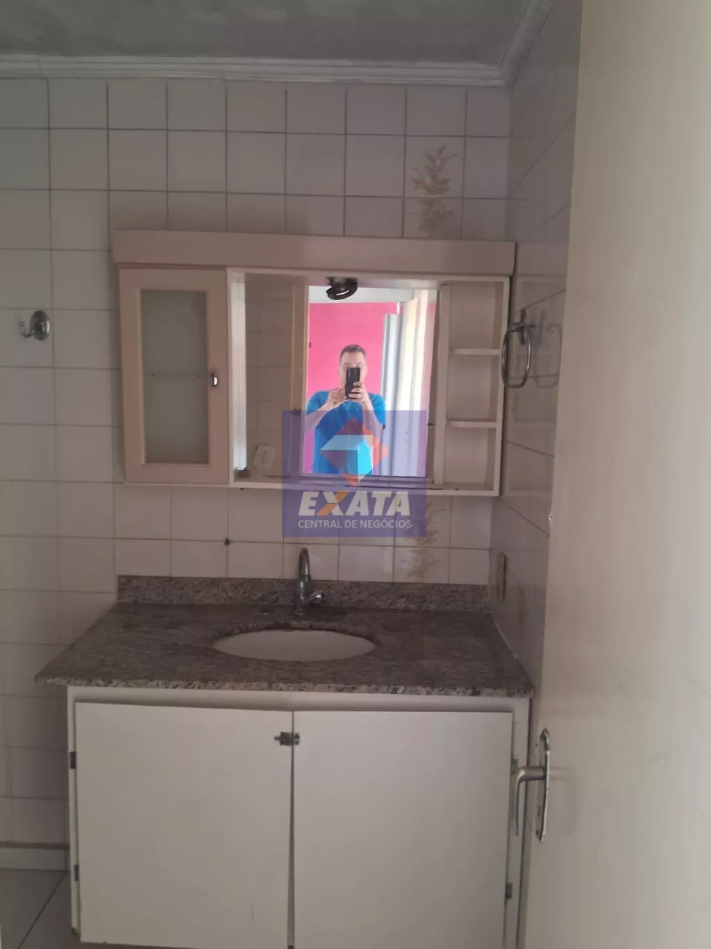 Apartamento à venda com 2 quartos, 63m² - Foto 4