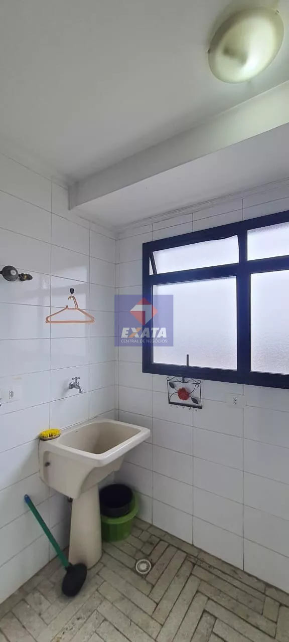 Apartamento à venda com 3 quartos, 74m² - Foto 8