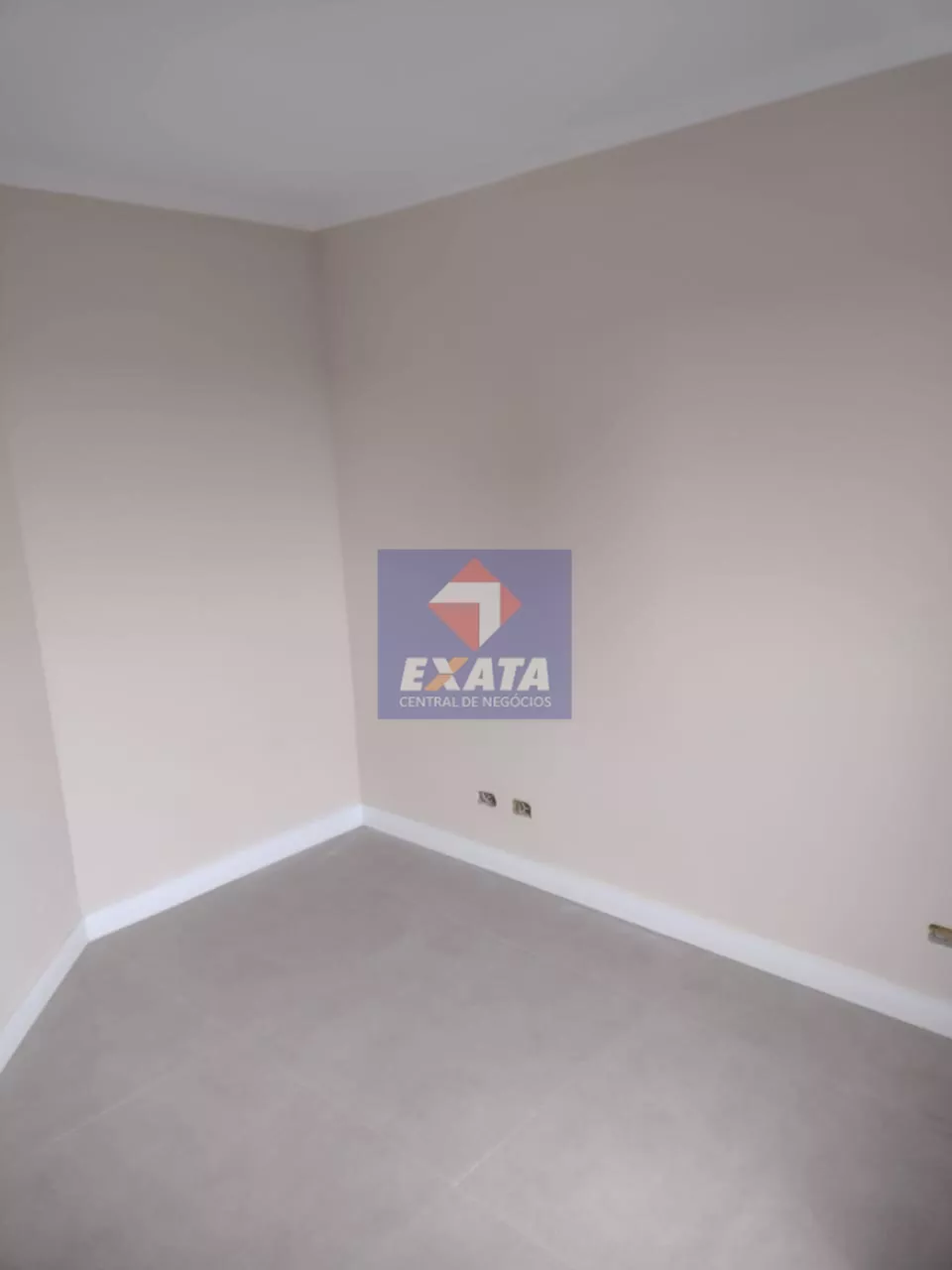 Apartamento para alugar com 3 quartos, 94m² - Foto 11