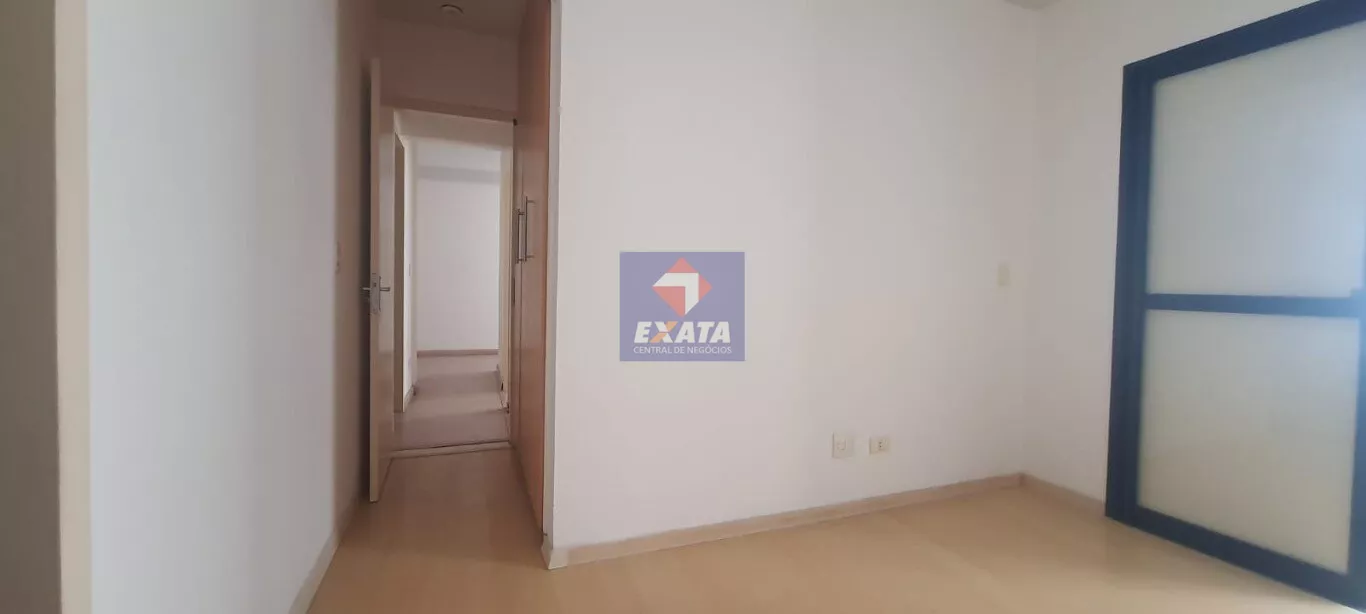 Apartamento para alugar com 3 quartos, 75m² - Foto 18